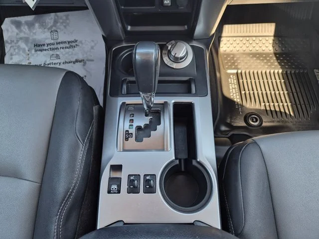 Used 2019 Silver Toyota SR5 Premium image 27