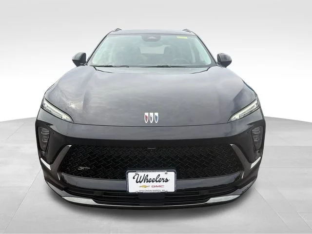 Used 2024 Ebony Twilight Metallic Buick Sport Touring image 9