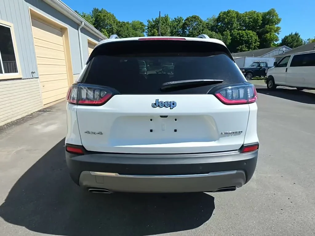 Used 2019 White Jeep Limited image 8