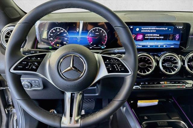 New 2026 Mountain Grey Metallic Mercedes-Benz GLB 250 image 41