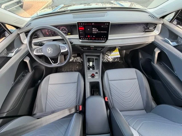 New 2026 Black Volkswagen 2.0T SE image 18