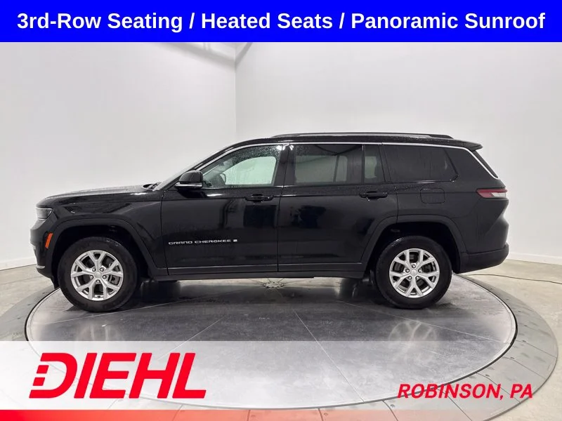 Used 2023 Black Jeep Limited image 4