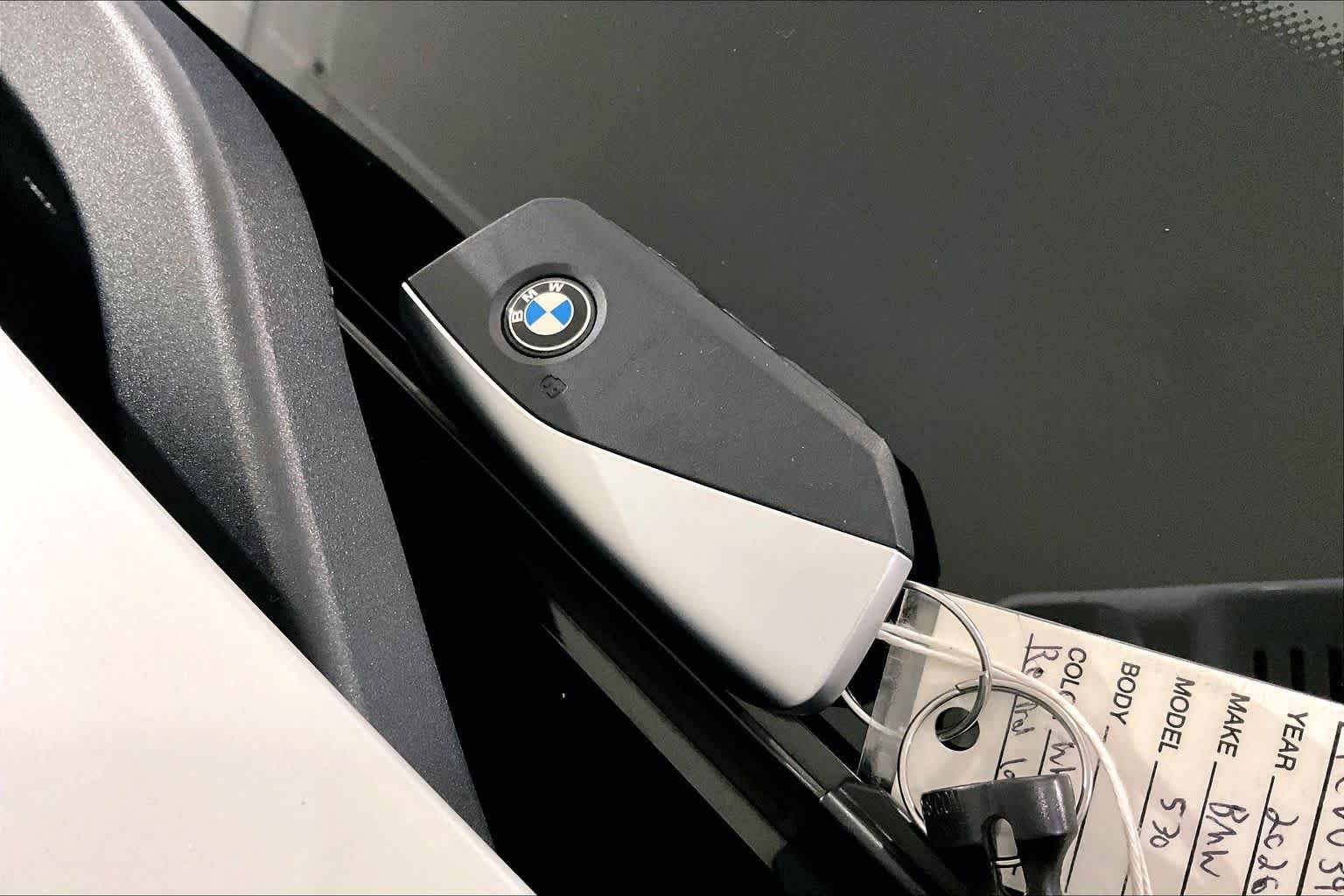 Used 2026 Mineral White Metallic BMW 530i xDrive image 14