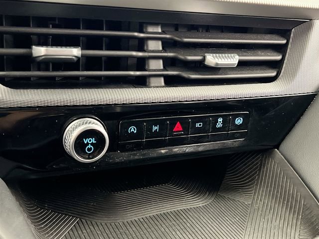 Used 2025 Black Metallic Ford ST-Line image 25