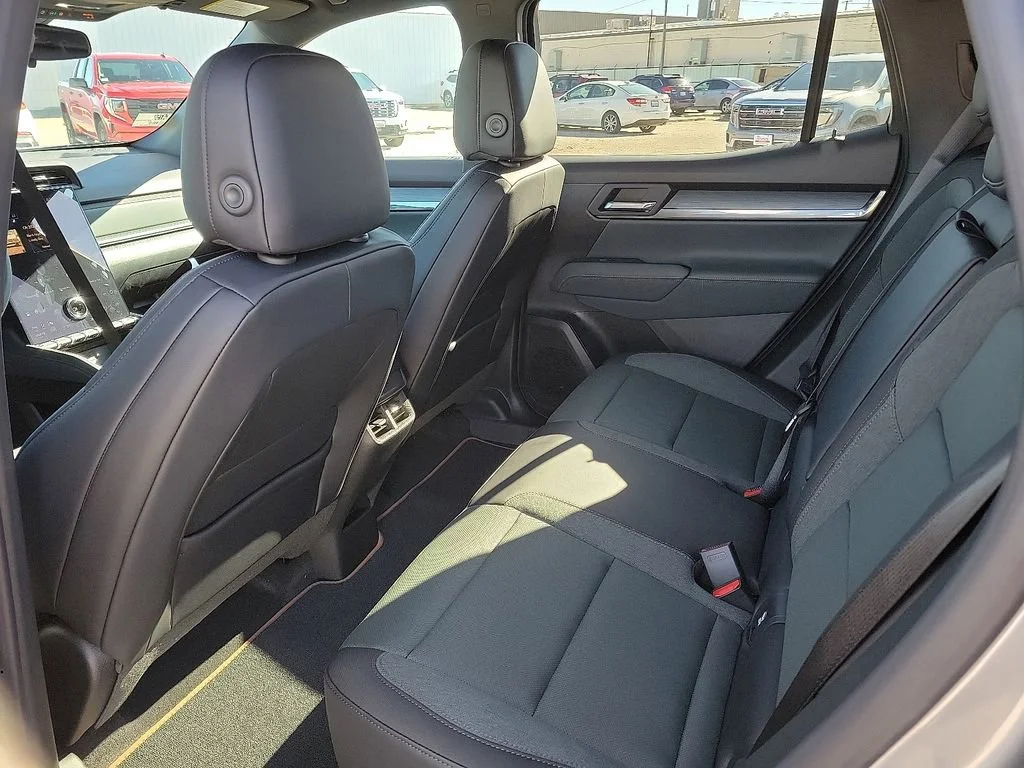 2026 GMC Terrain AT4 - Photo 16
