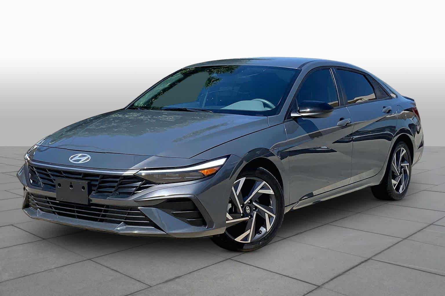 2025 Hyundai Elantra 2.0 SEL Sport IVT's photo