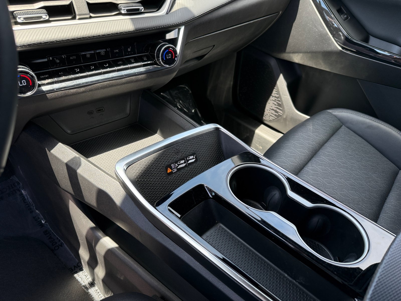 Used 2025 Black Metallic Chevrolet LT image 13