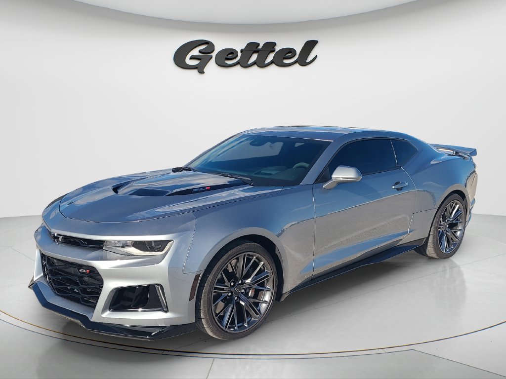 Used 2023 SHARKSKIN METALLIC Chevrolet ZL1 image 1