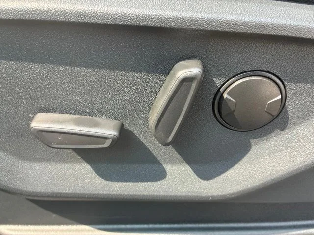 New 2026 Oxford White Ford F-250® Lariat® image 20