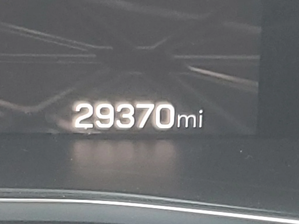 Used 2023 Red GMC Elevation image 20