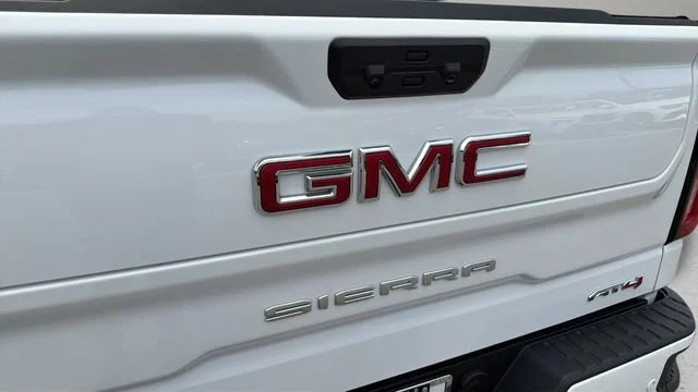 Used 2026 Summit White GMC AT4 image 39