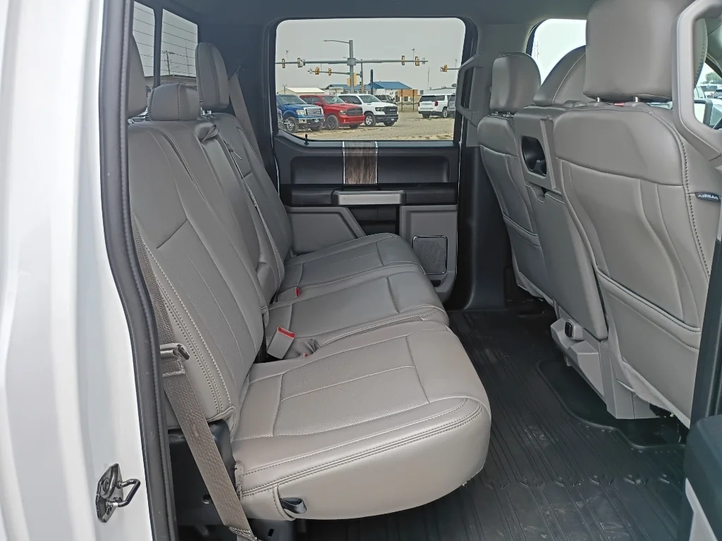Used 2019 Oxford White Ford LARIAT image 13