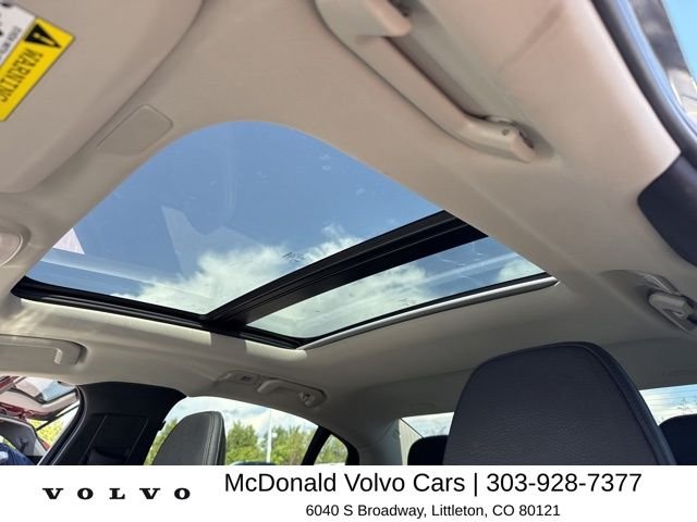 Used 2025 Gray Volvo T8 Plus image 11