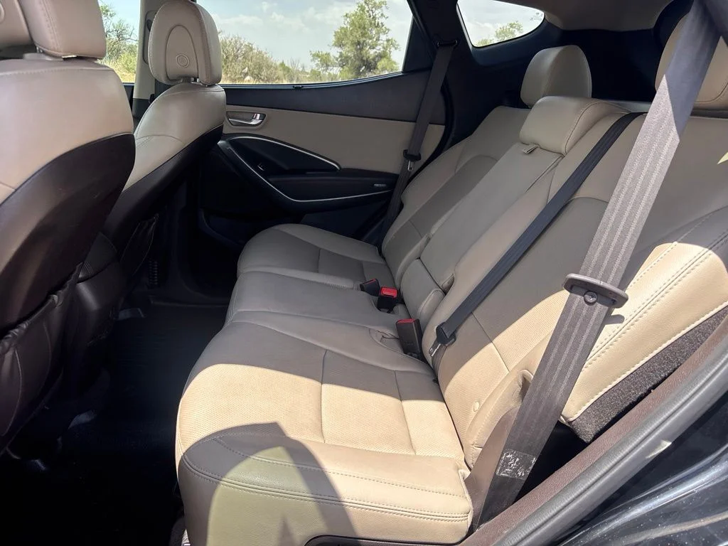 Used 2018 Black Hyundai 2.4 Base image 13