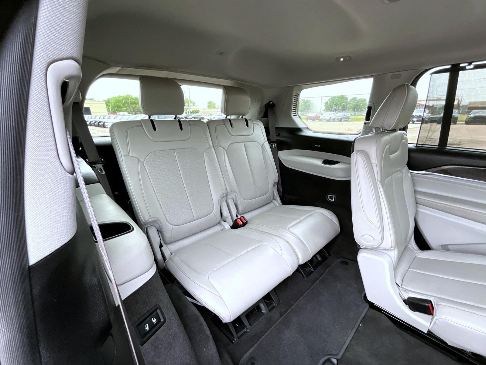 Used 2021 Gray Jeep Overland image 20