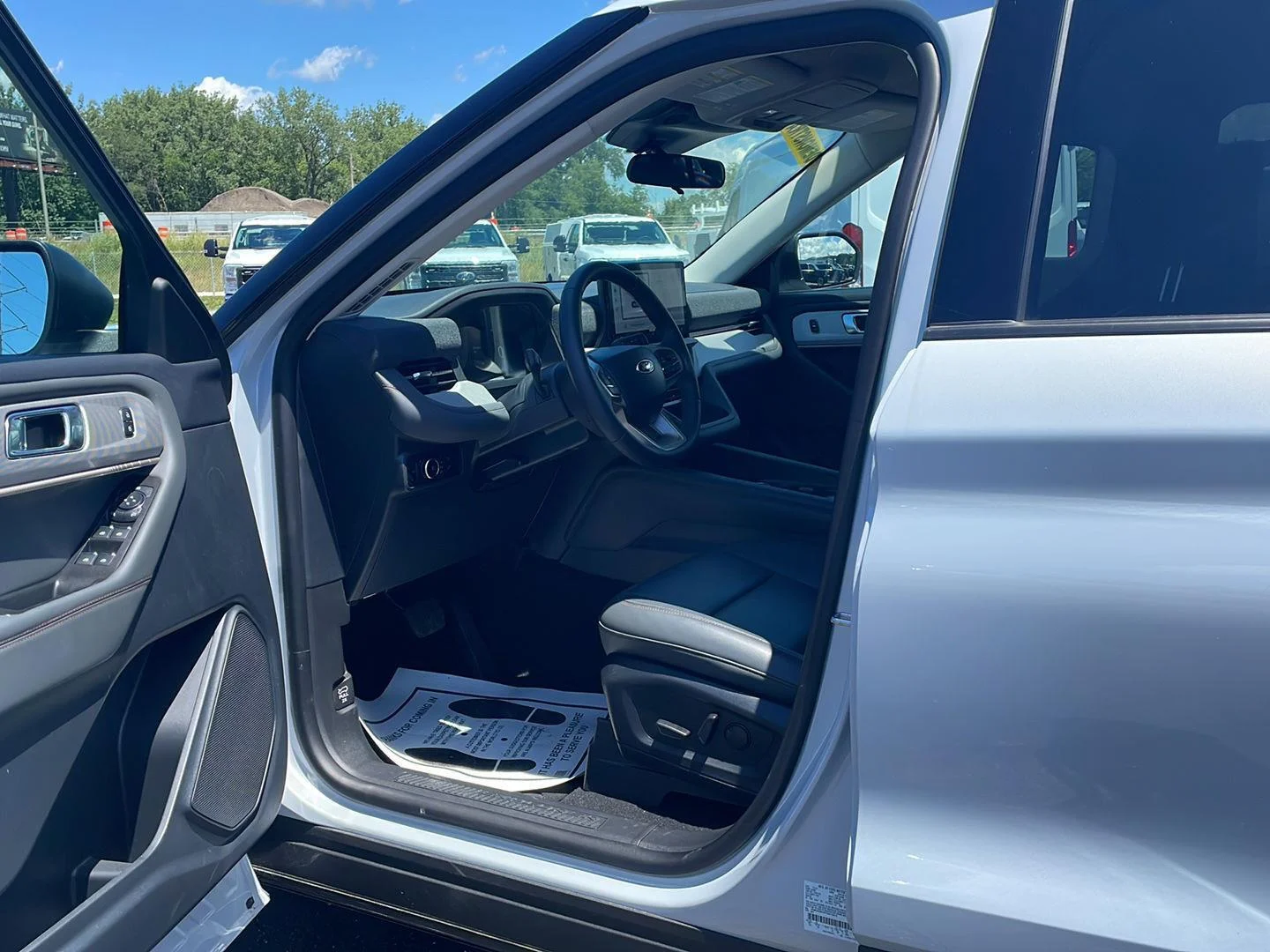 New 2026 Space White Metallic Ford Active w/200A Pkg image 9