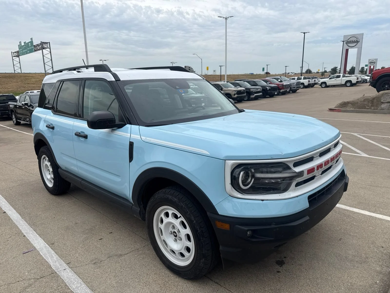 Used 2023 Blue Ford Heritage image 3