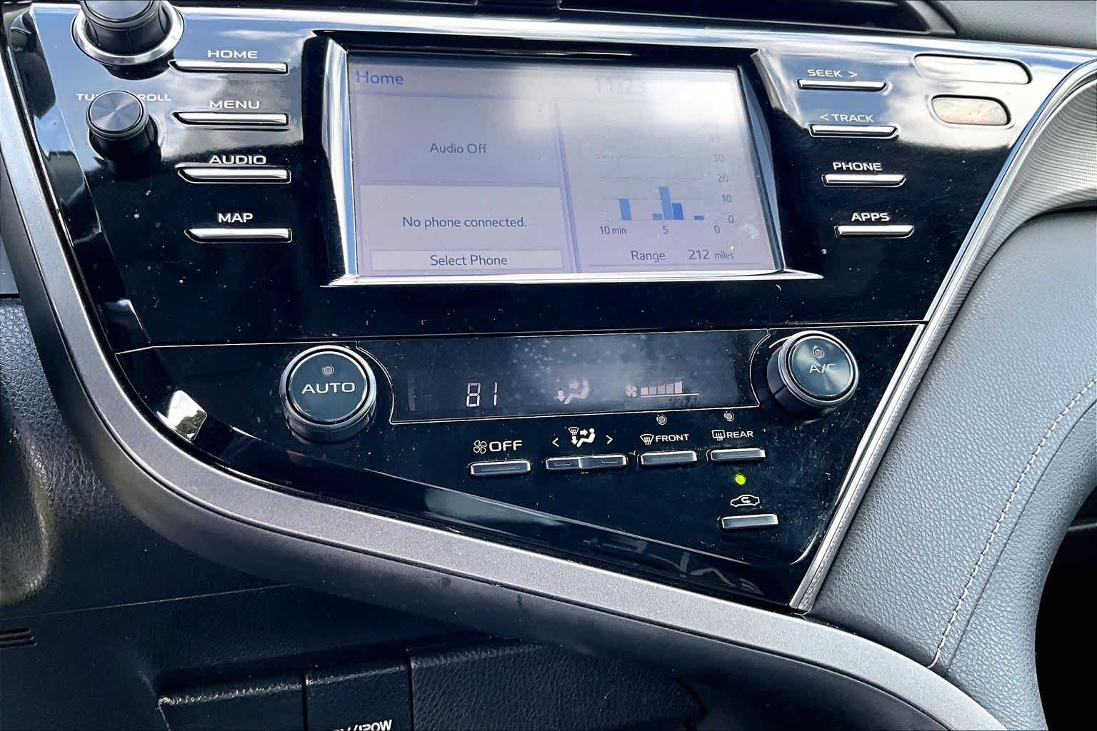 Used 2019 Predawn Gray Mica Toyota SE image 34
