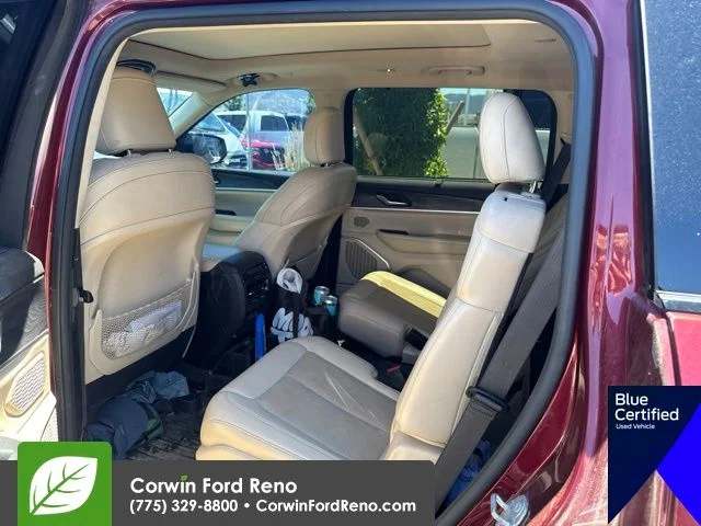 Used 2021 Velvet Red Pearlcoat Jeep Limited image 12