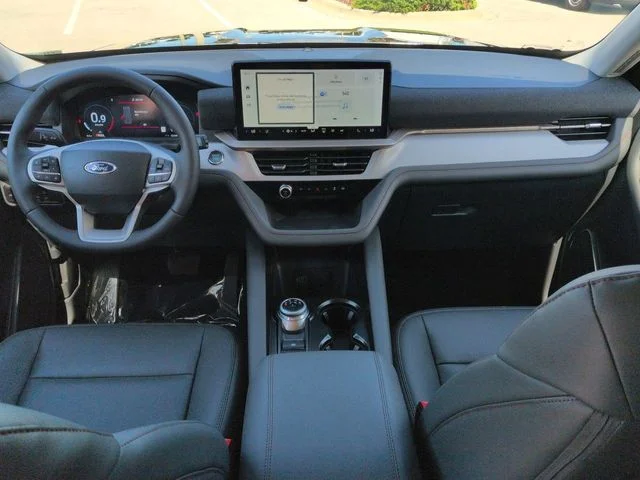 New 2026 Carbonized Gray Metallic Ford Active image 15