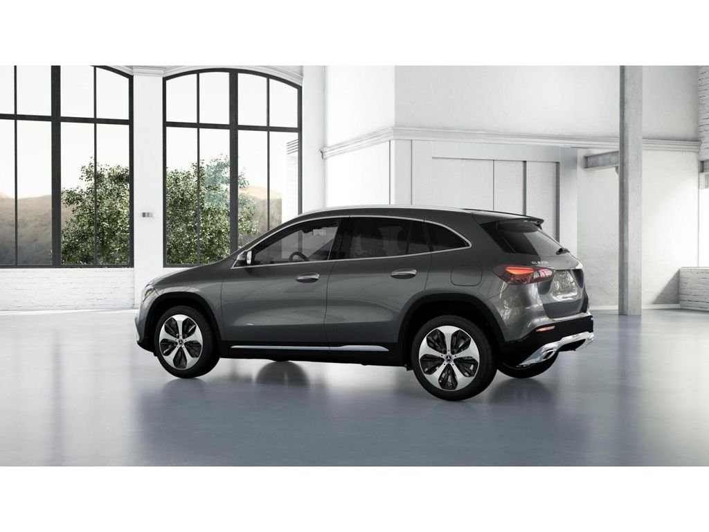 New 2026 Mountain Grey Metallic Mercedes-Benz GLA 250 image 31