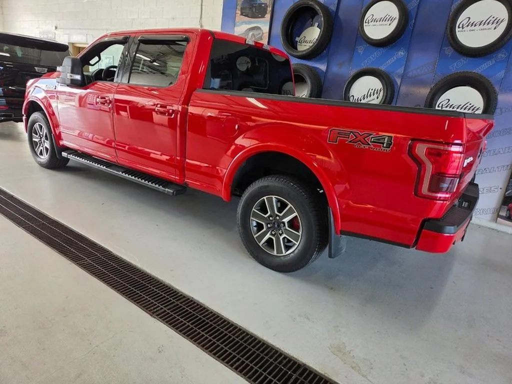 Used 2016 Red Ford XLT image 5