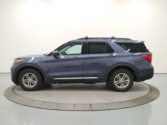 Used 2021 Blue Ford XLT image 4