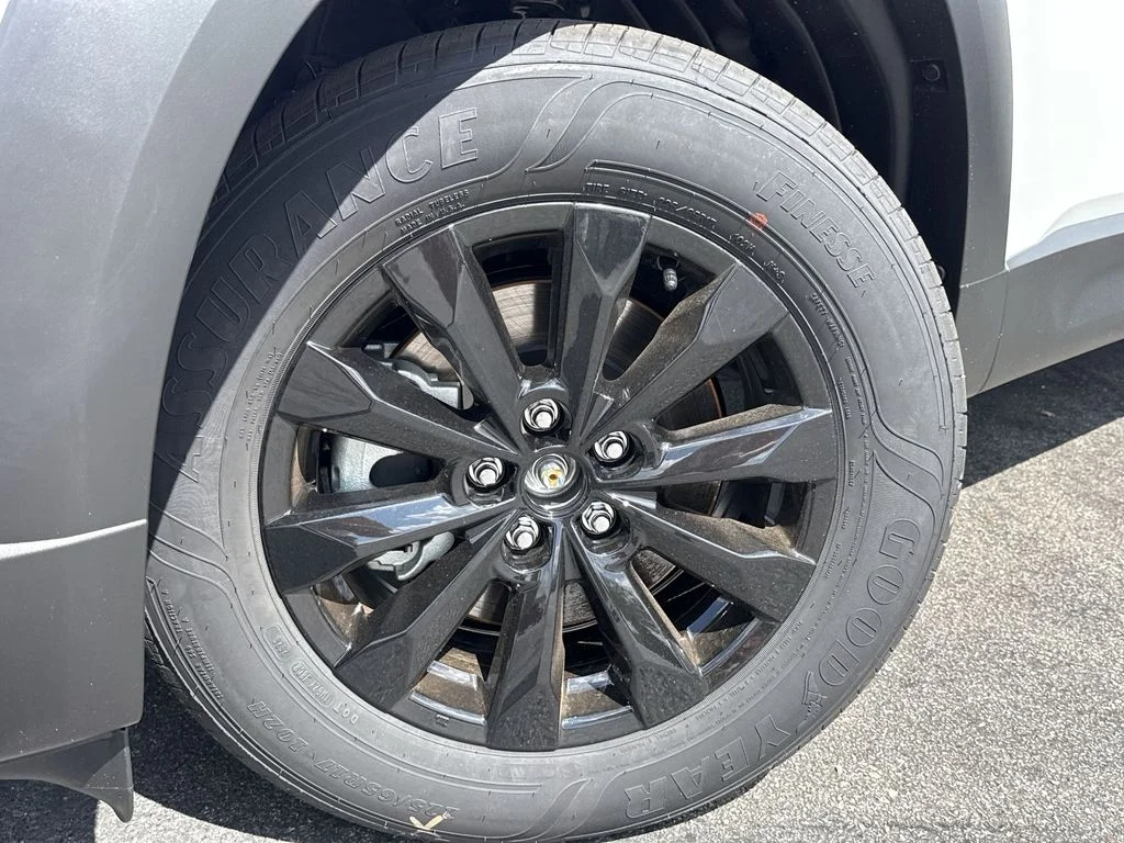 New 2026 Wind Chill Pearl Mazda 2.5 S Preferred AWD image 10