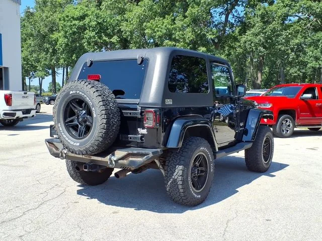 Used 2011 Black Jeep Sahara image 3