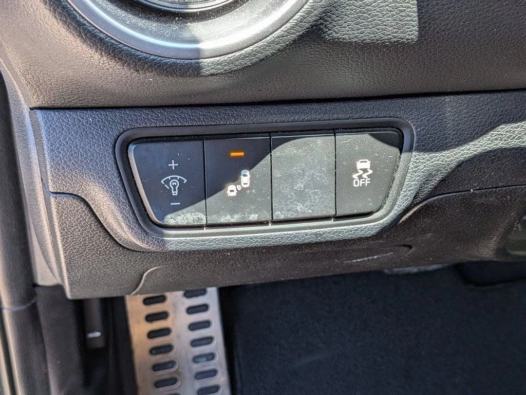 Used 2023 Black Kia GT image 15