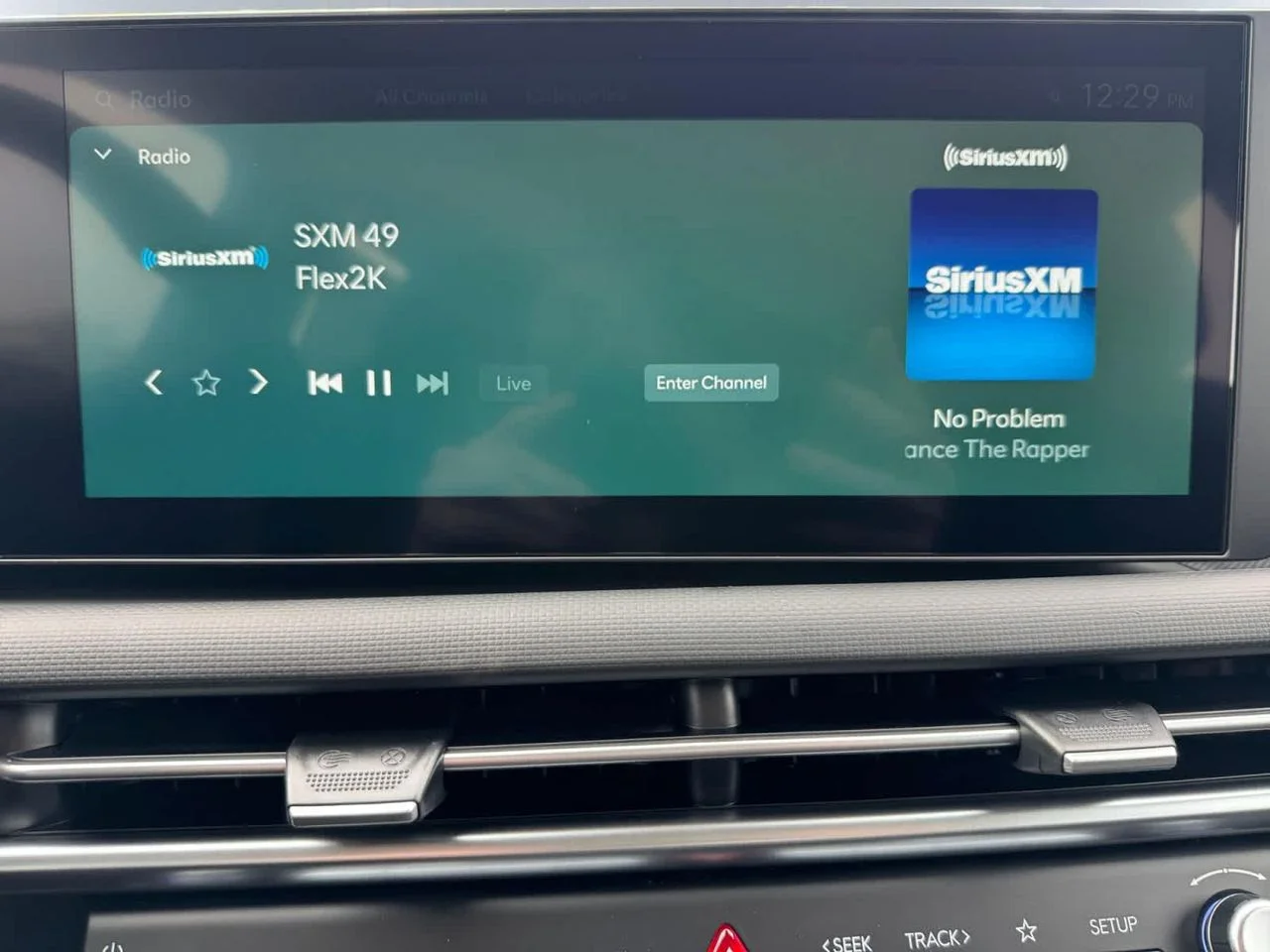New 2026 White Hyundai SE AWD image 12