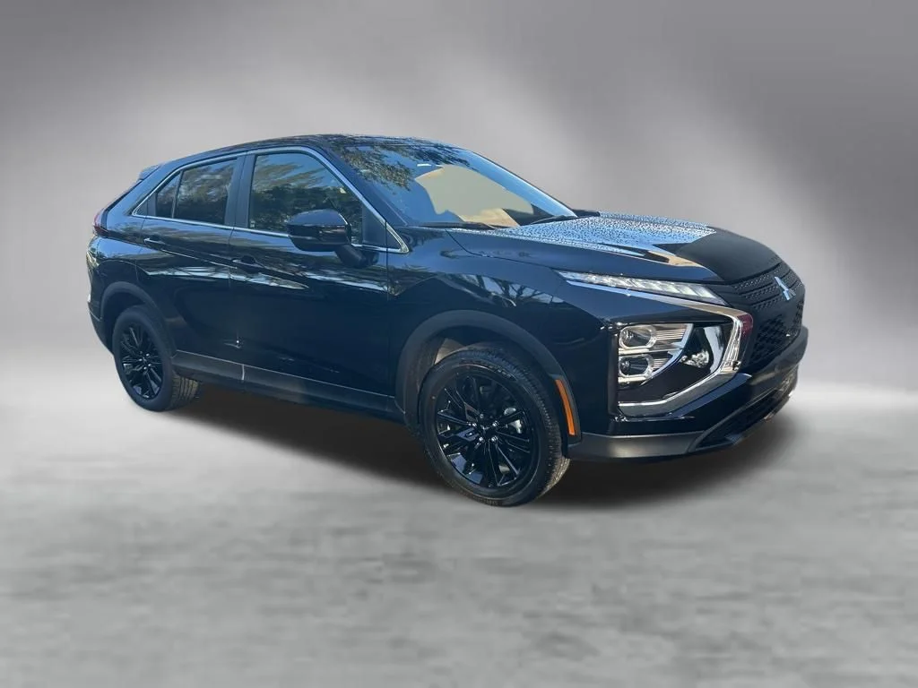 New 2026 Black Mitsubishi LE 1.5T S-AWC image 2