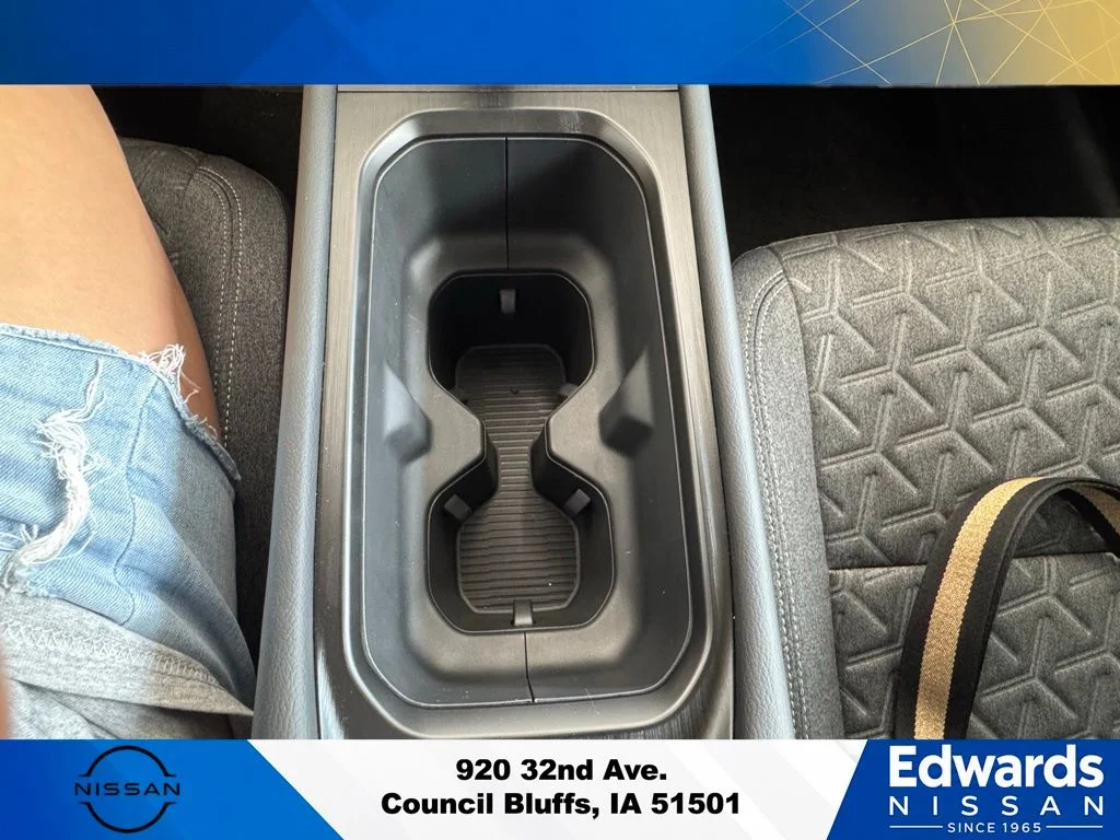 2025 Nissan Kicks SV AWD - Photo 30