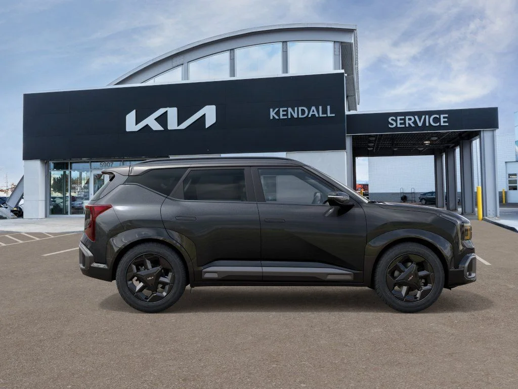 New 2027 Interstellar Gray Kia X-Line S image 7