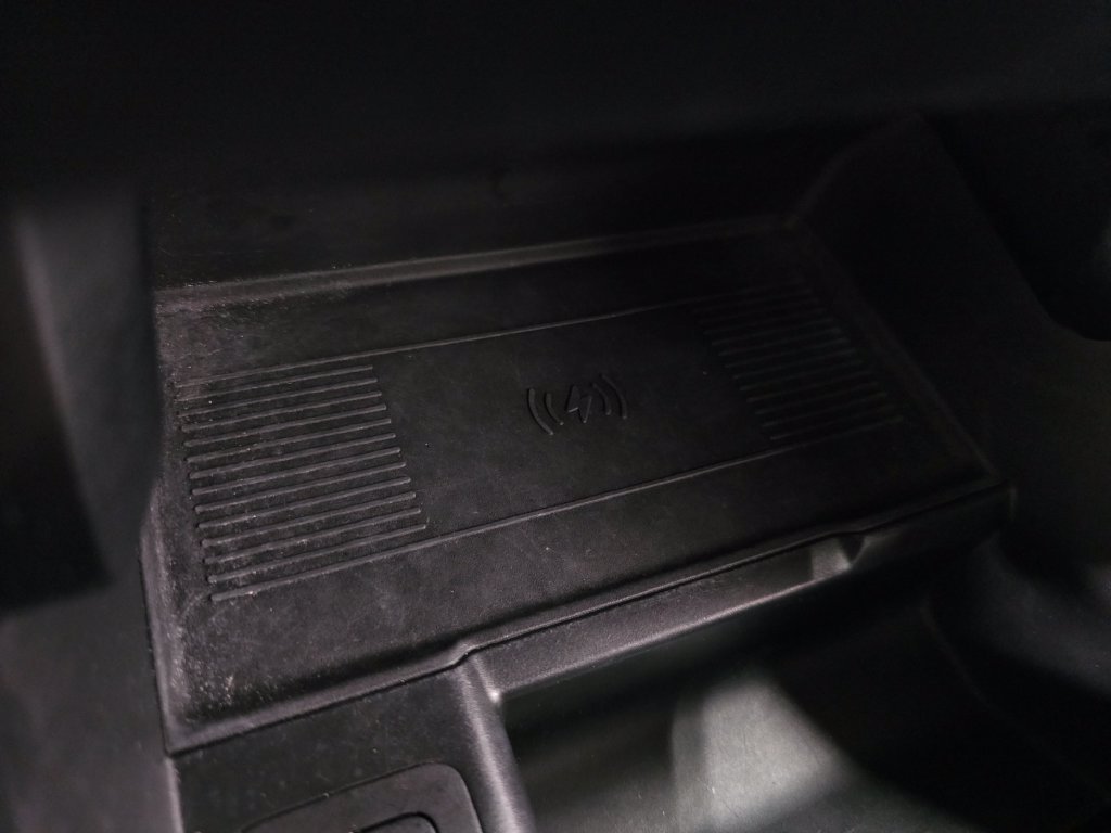 Certified Used 2026 Gray Land Rover Dynamic SE image 38