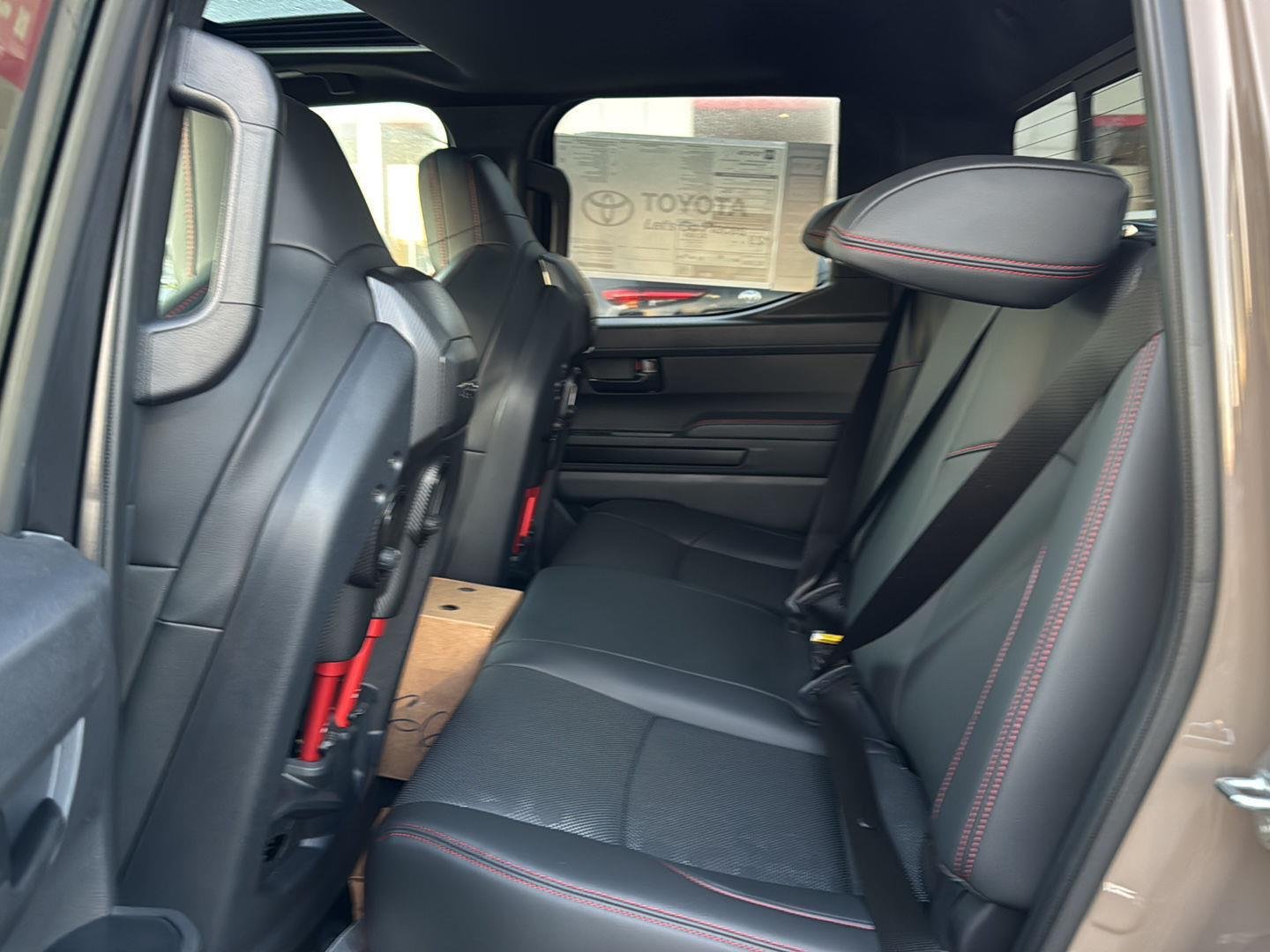 2025 Toyota Tacoma TRD Pro - Photo 9