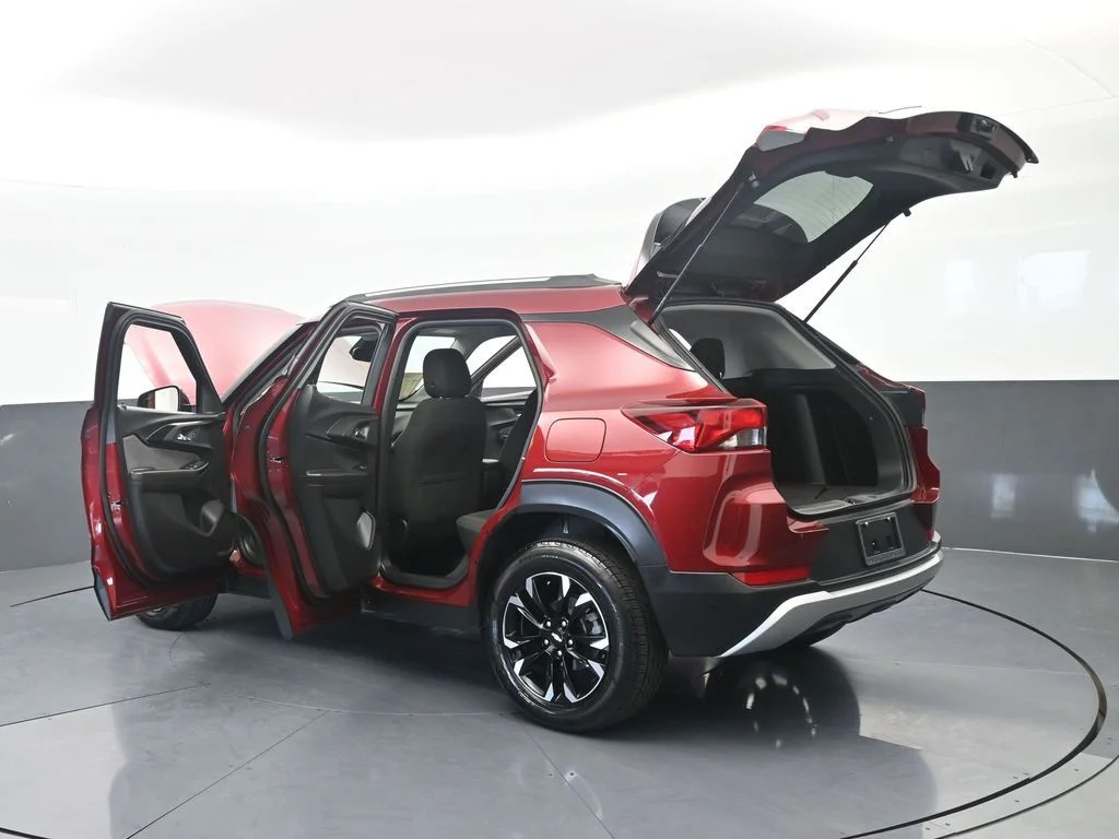 Used 2023 Crimson Metallic Chevrolet LT image 72