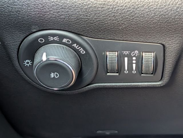 Used 2024 Blue Jeep Trailhawk image 20