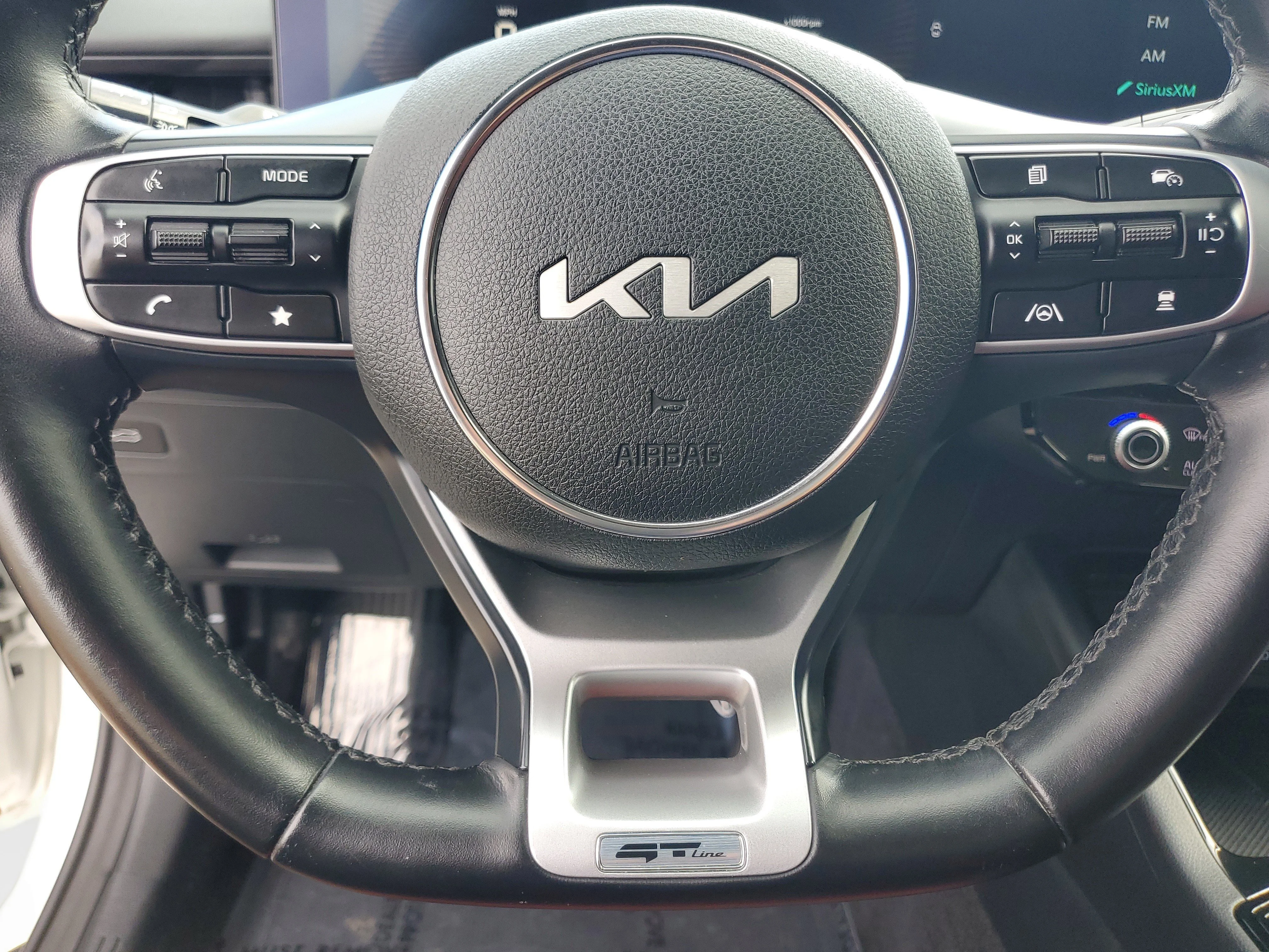 Certified Used 2025 White Kia GT-Line image 24