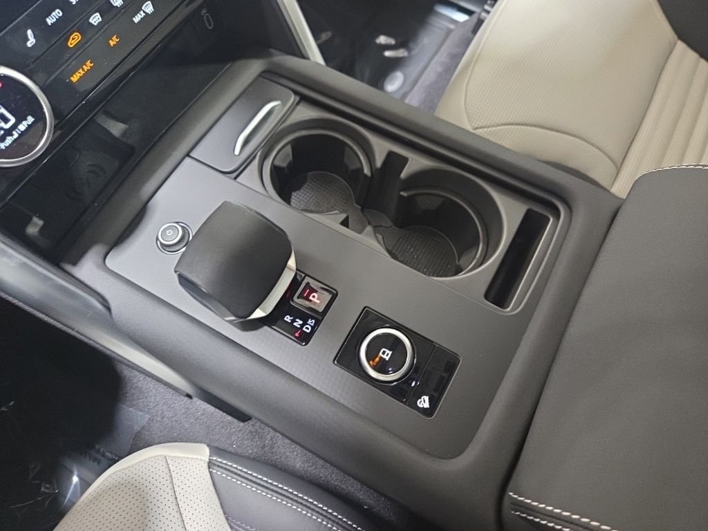 New 2026 Sedona Red Land Rover Gemini Edition image 16
