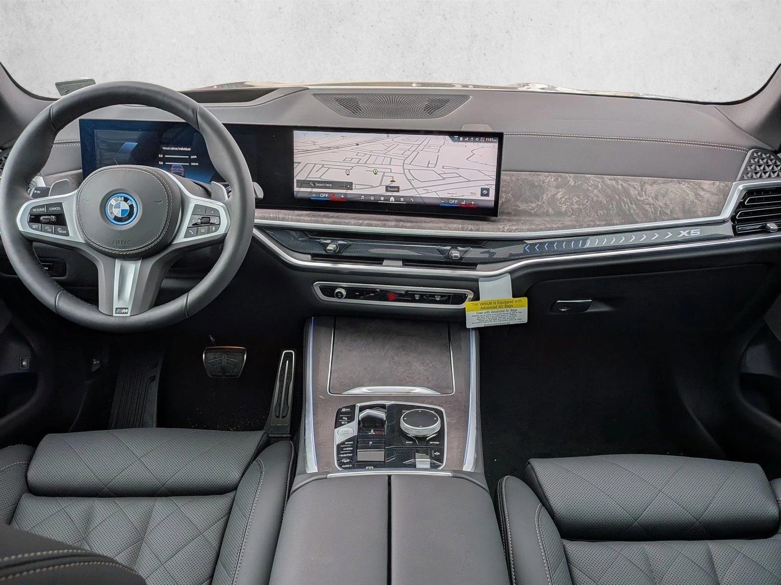 Used 2026 Skyscraper Grey Metallic BMW xDrive50e image 16