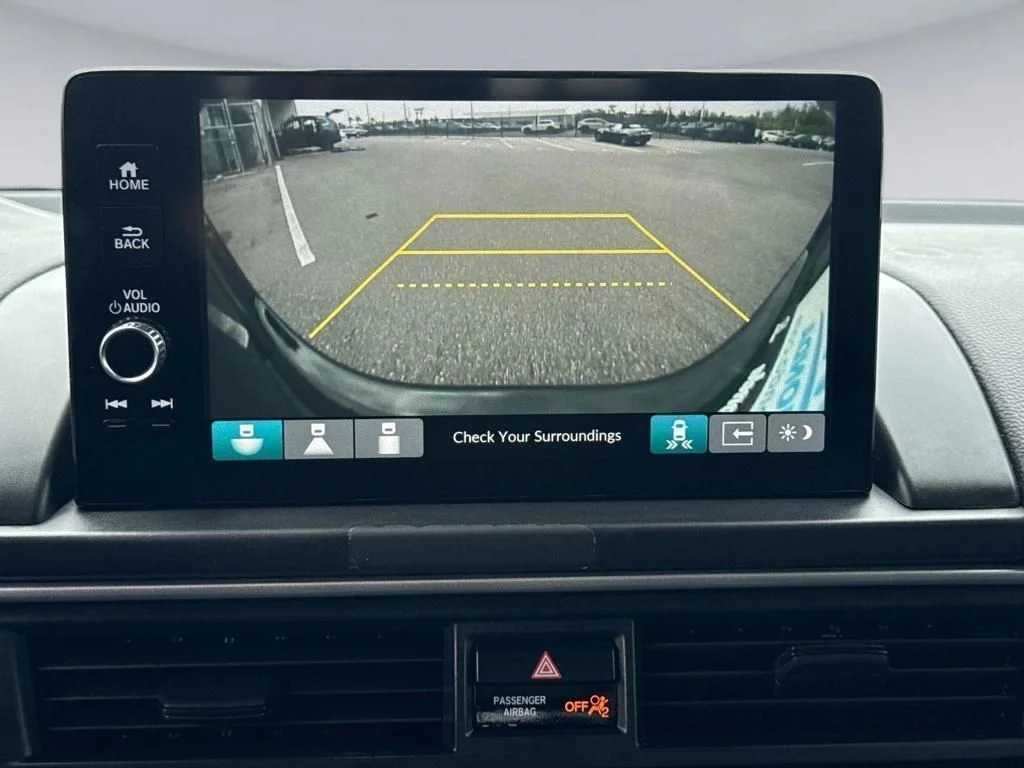 Used 2023  Honda Touring image 6