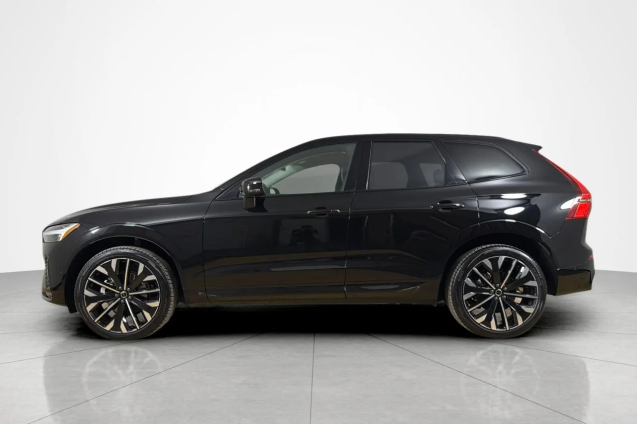 Used 2026 BLACK Volvo Ultra image 2