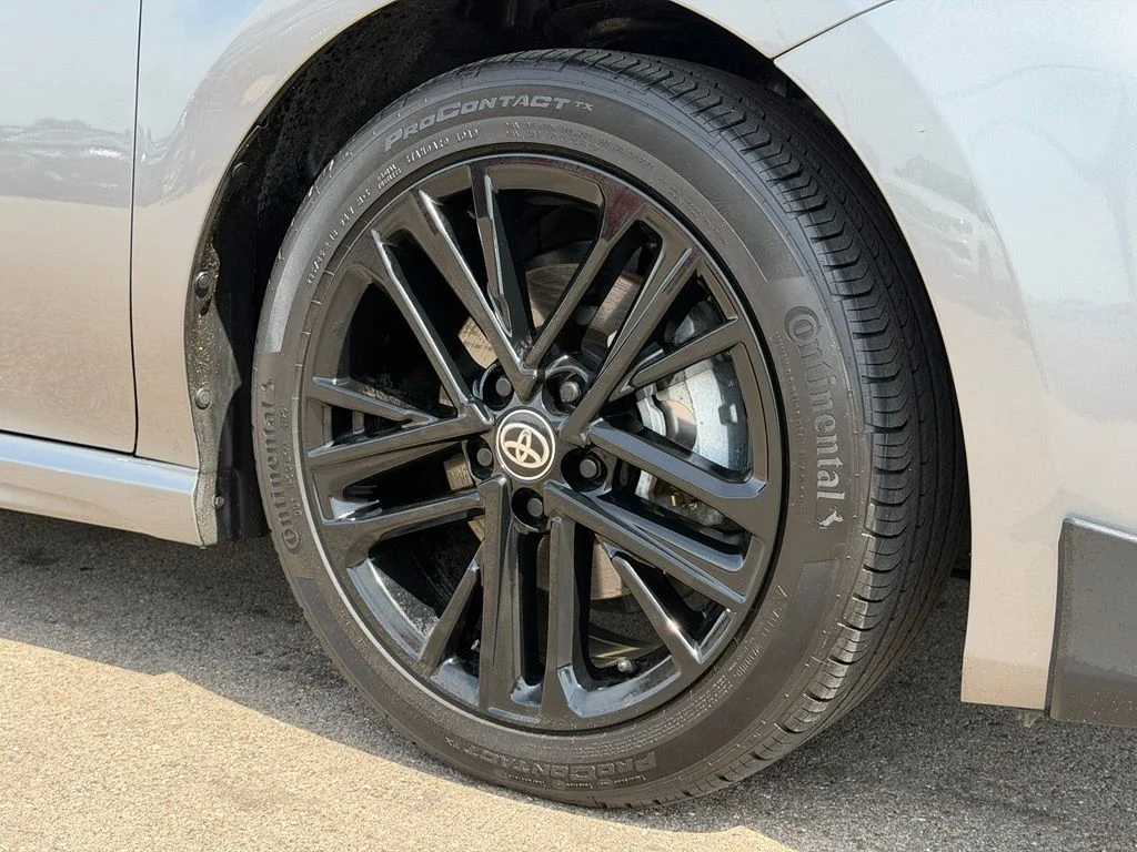 Used 2026  Toyota SE image 25
