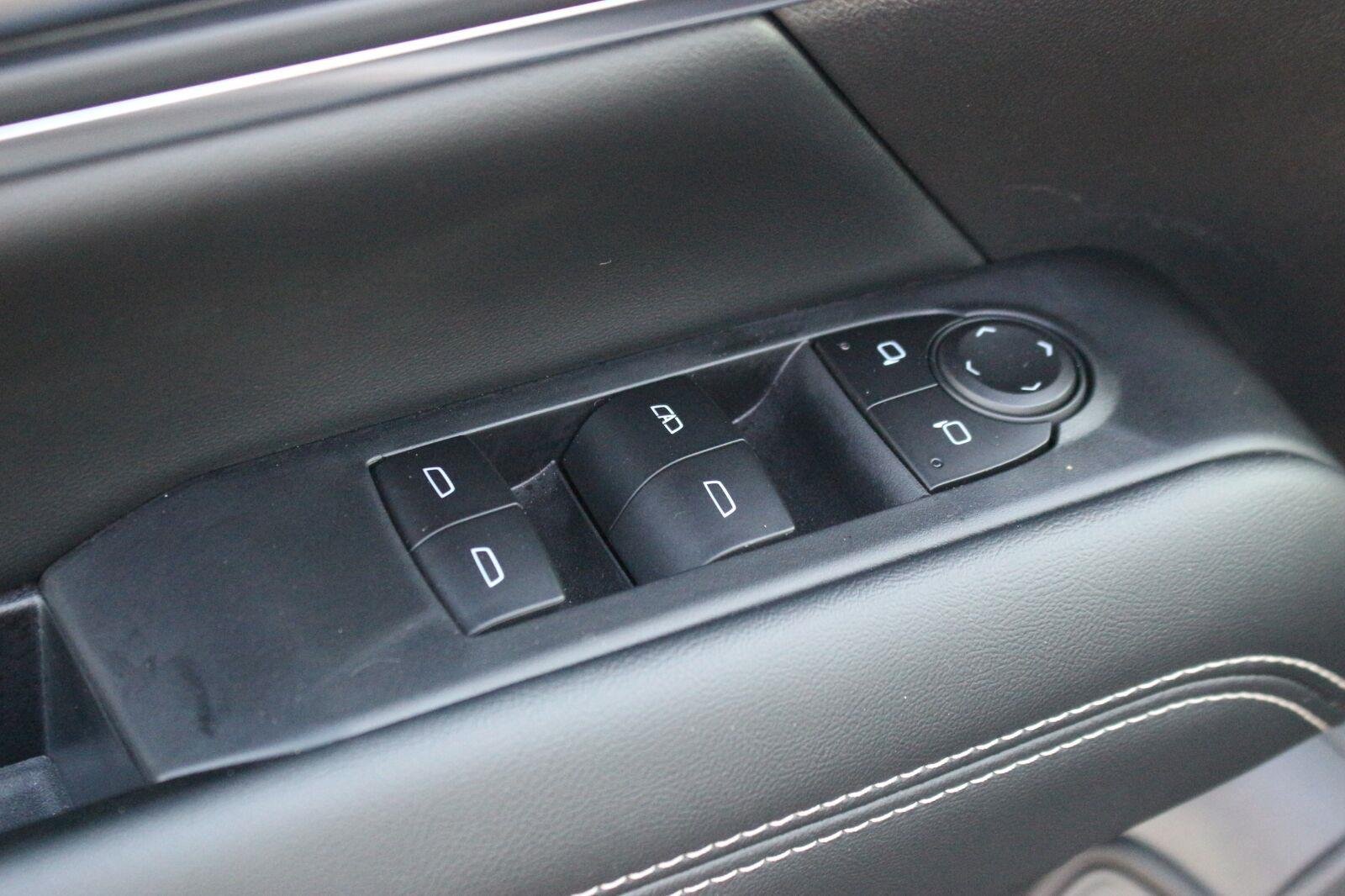 Used 2026 Riverstone Metallic GMC Elevation image 14