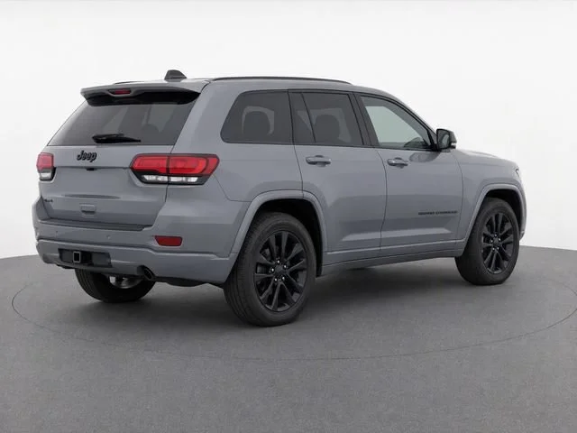 Used 2020 Sting-gray Clearcoat Jeep Altitude image 3