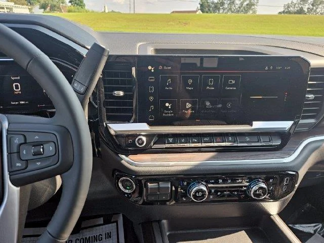 New 2026 Onyx Black GMC SLT image 17