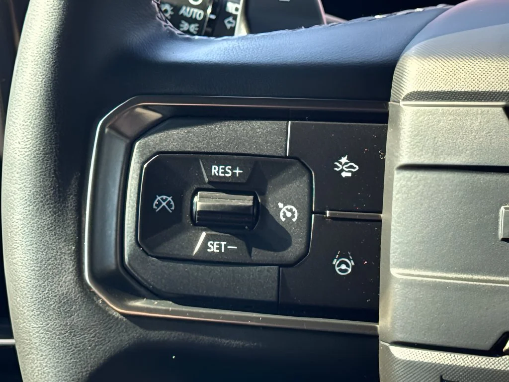 Used 2024 Black GMC 2X image 17