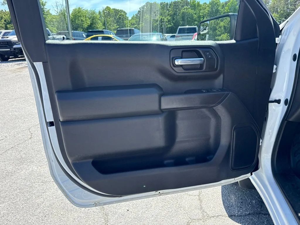 Used 2022 White Chevrolet WT image 19