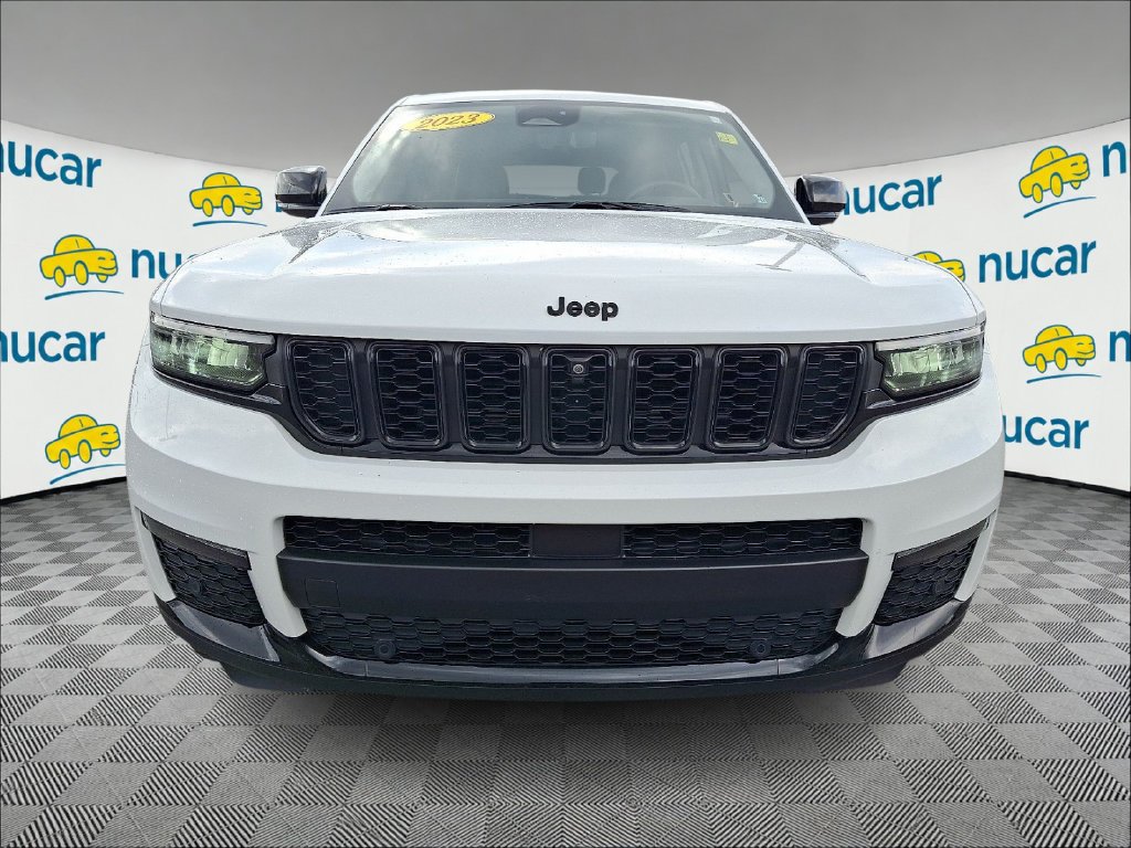 Used 2023 Bright White Clearcoat Jeep Limited image 2